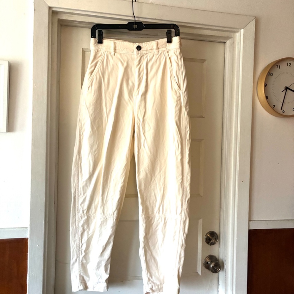 Everlane Chino in Buttersoft - Bone Size 2
